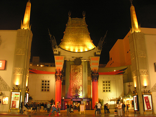 Nhà hát Trung Hoa - Mann’s Chinese Theatre Nhà hát Trung Hoa - Mann’s Chinese Theatre